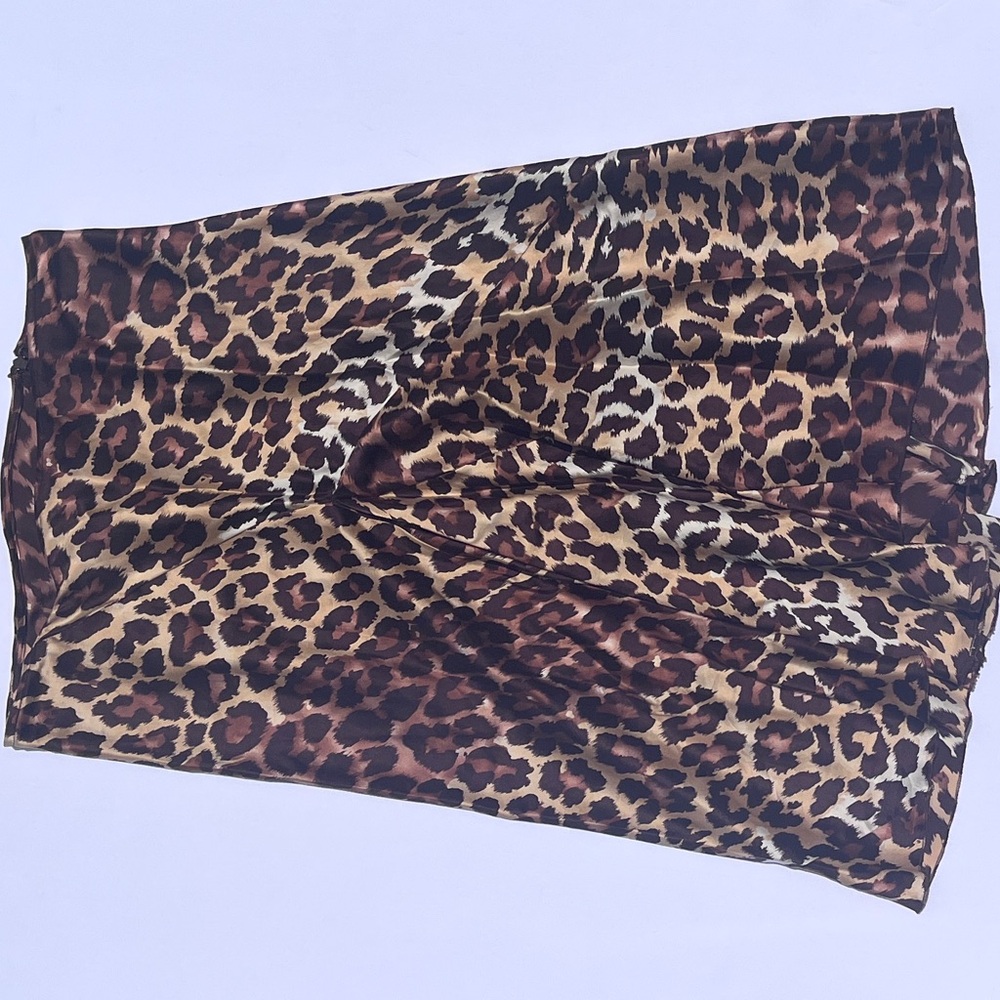 Moda Wild Animal Print Skirt 100% silk